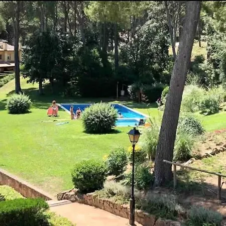House And Pool By The Golf Course And Close To The Sea! Holiday home Pals