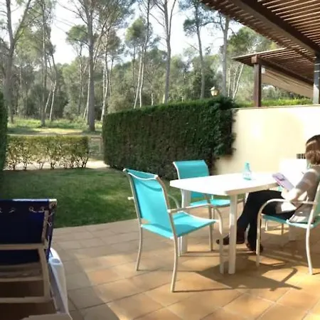 House And Pool By The Golf Course And Close To The Sea! Holiday home Pals